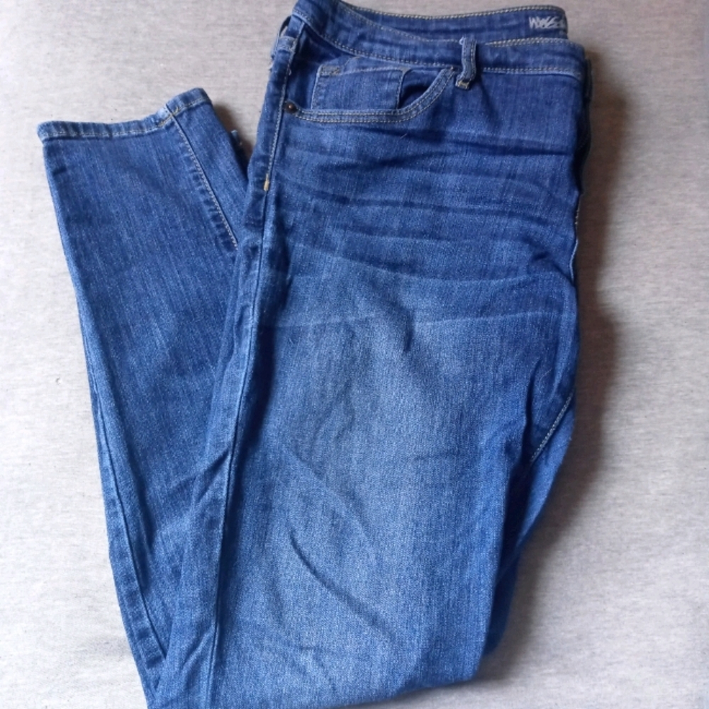 Low Rise Skinny Jean
